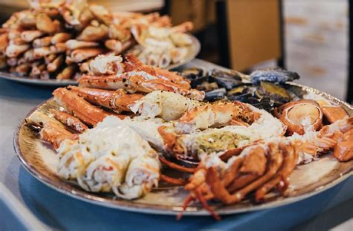 Indulge In The Ultimate All You Can Eat Seafood Experience In Vegas